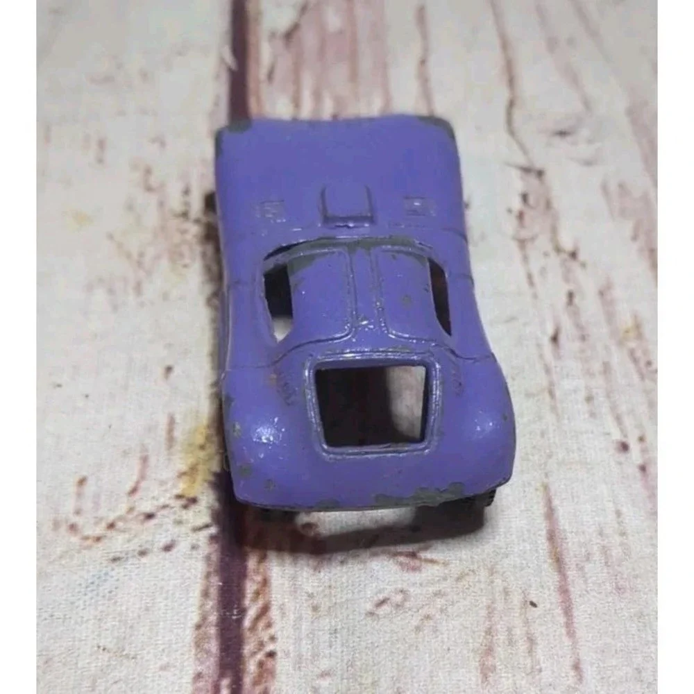Vintage 1960s Tootsie Toy Cheetah‎ Die Cast Race Car  Purple USA